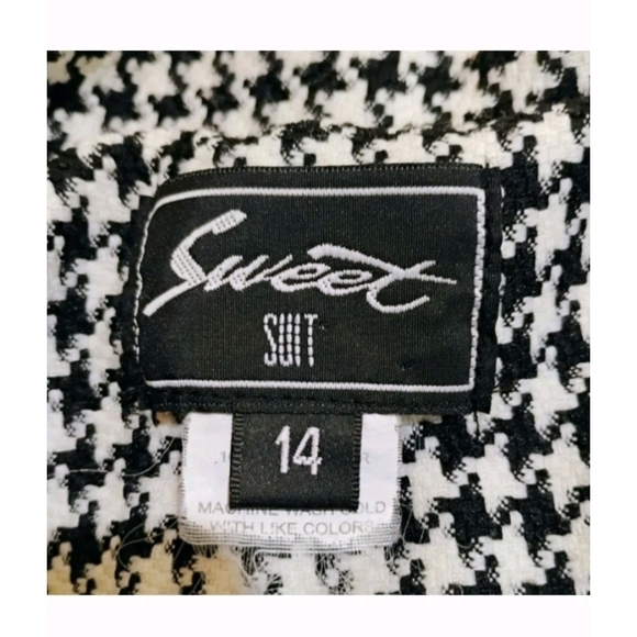 Elegant Houndstooth Women's Blazer - Picture 5 of 10